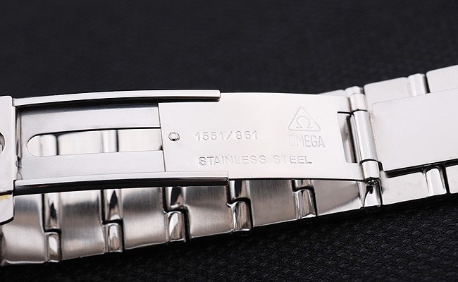 MONTRE OMEGA SEAMASTER BULLHEAD actu auto Sport Auto