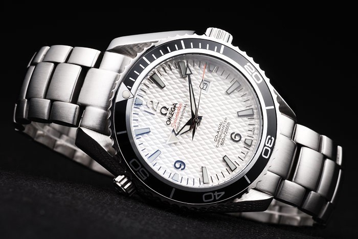 Omega Seamaster Planet High Qualité Replique Montre 4442